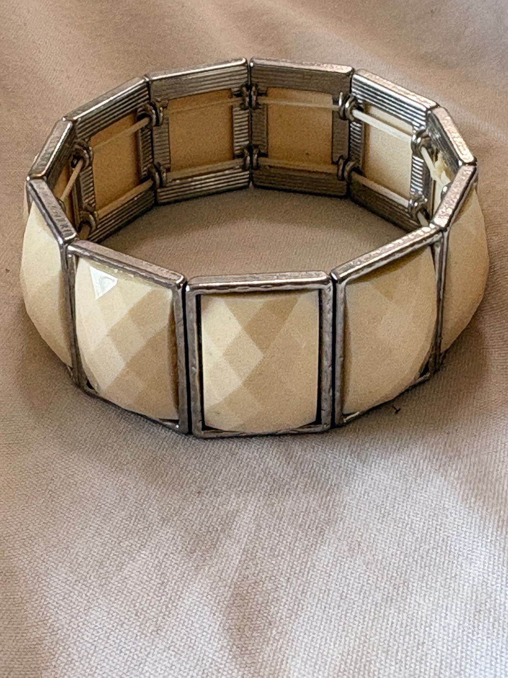 Classic Cream Tile Stretch Bracelet - Unbranded